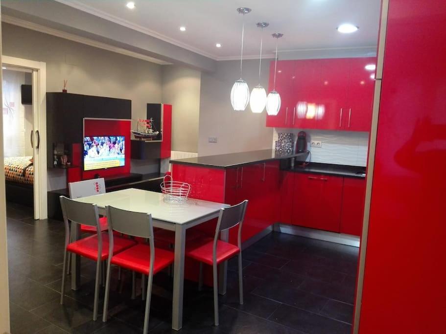 Piso Muy Bonito En Zona Tranquila Appartement Bermeo Buitenkant foto